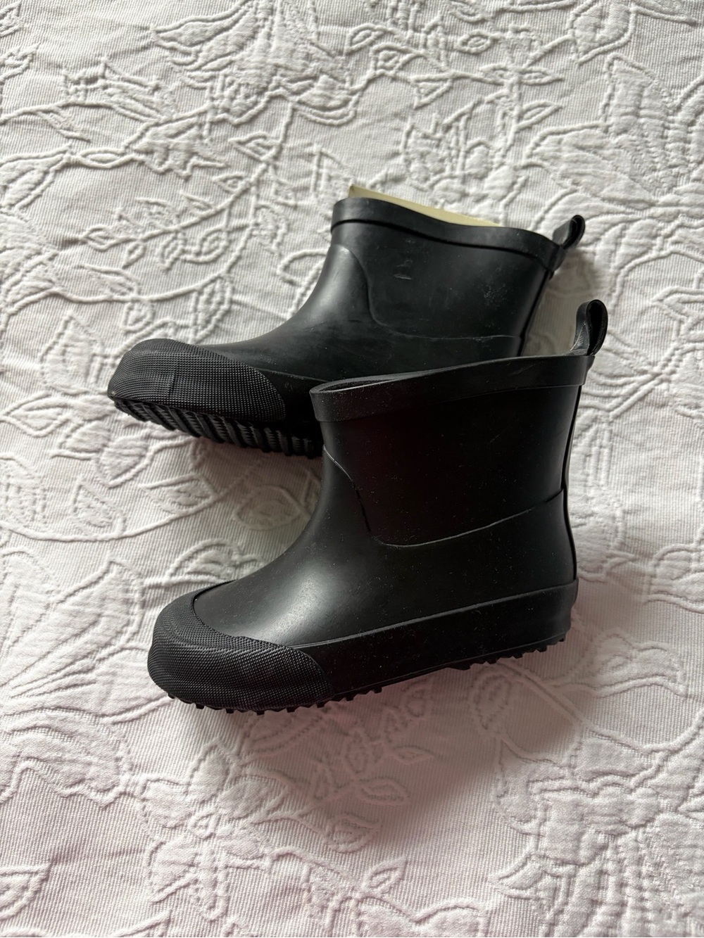 H&M new toddler 8.5 Kids Black Rain Boots - Lightweight Waterproof Boot